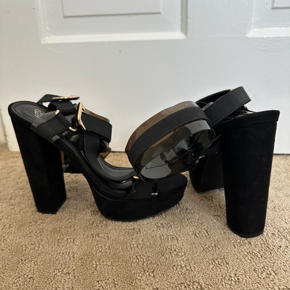 Comfortable heels! - Picture 2 of 5